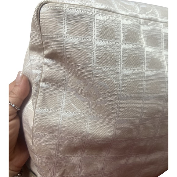 🔥🔥CHANEL Tavel Line Beige GM Tote 🔥🔥 - Picture 8 of 15